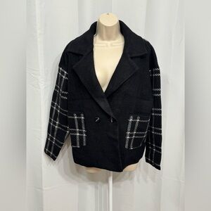 Kut Women’s Black/White From The Kloth Azalea Houndstooth Plaid Sweater Coat M